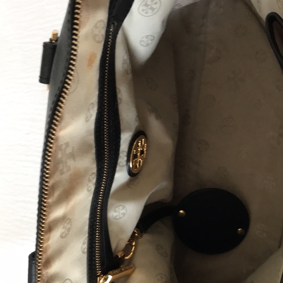 Tory Burch purse - Picture 3 of 4